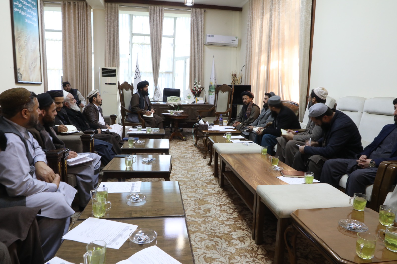 معین مالی و اداری وزارت زراعت با تیم نظارت وزارت اقتصاد دیدار کرد