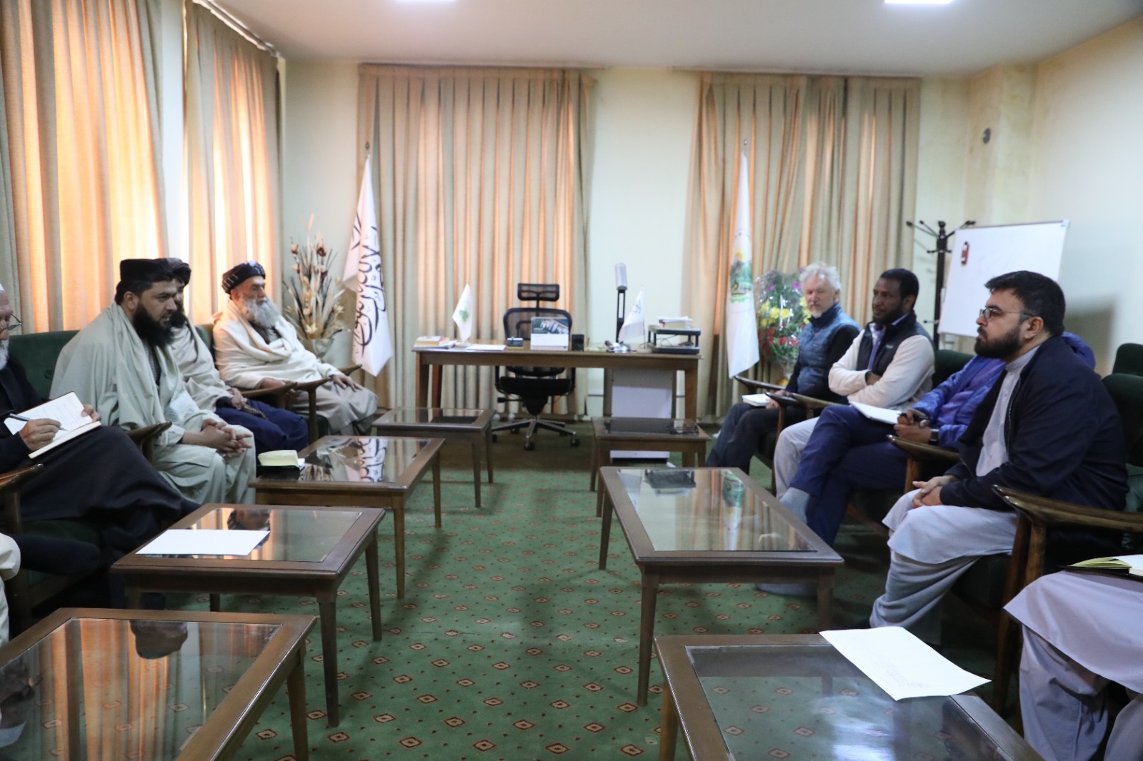 دیدار رئیس عمومی پلان و هماهنگی برنامه‌های وزارت زراعت با مسئولان مؤسسه بین‌المللی سی آر اس