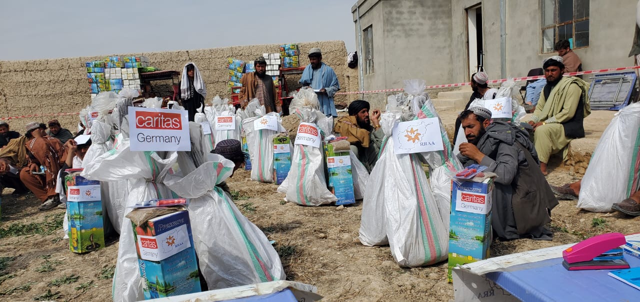 د روزګان په درېیو ولسوالیو کې څه باندې ۷۰۰ کورنیو ته د کورنیو باغچو جوړولو پروژه پیل شوه