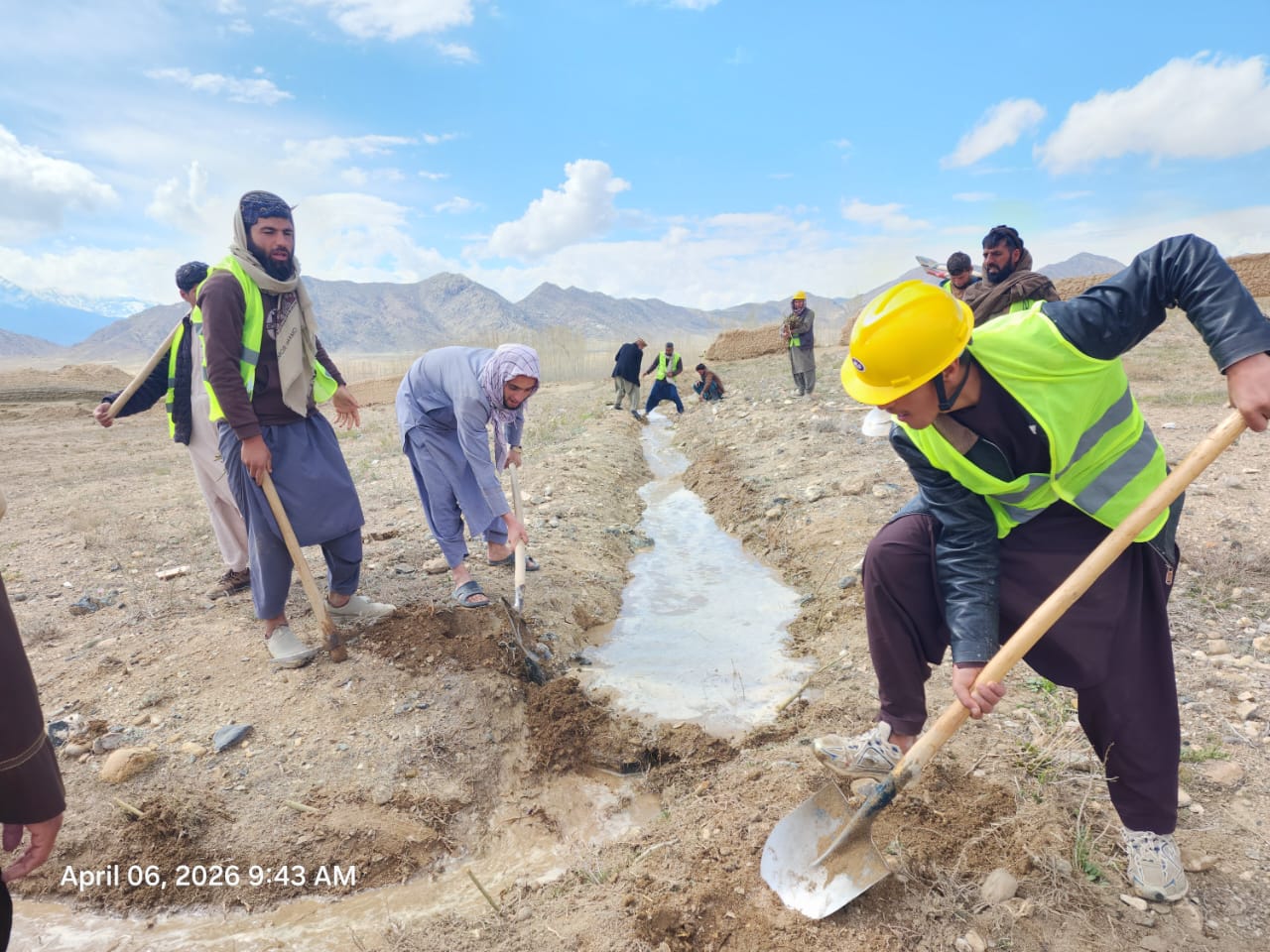 غرس ۹ هزار اصله نهال مثمر و غیر مثمر در ولسوالی خاکجبار کابل