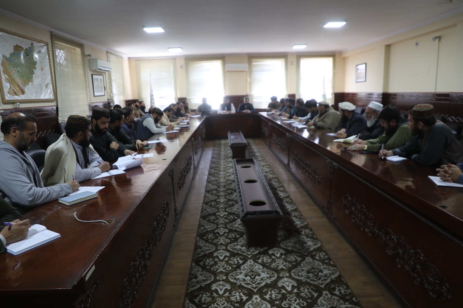 نشست هم‌آهنگی وزارت زراعت با موسسات همکار برای برگزاری نمایشگاه محصولات زراعتی و مالداری 