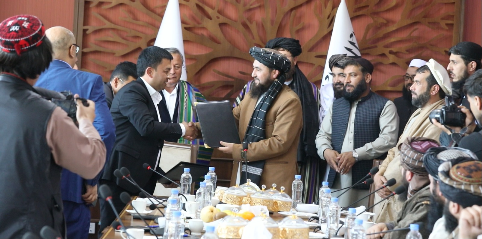 امضای قرارداد دو میلیون دالری میان شرکت‌های افغان و ازبکستانی در بخش تولید طیور