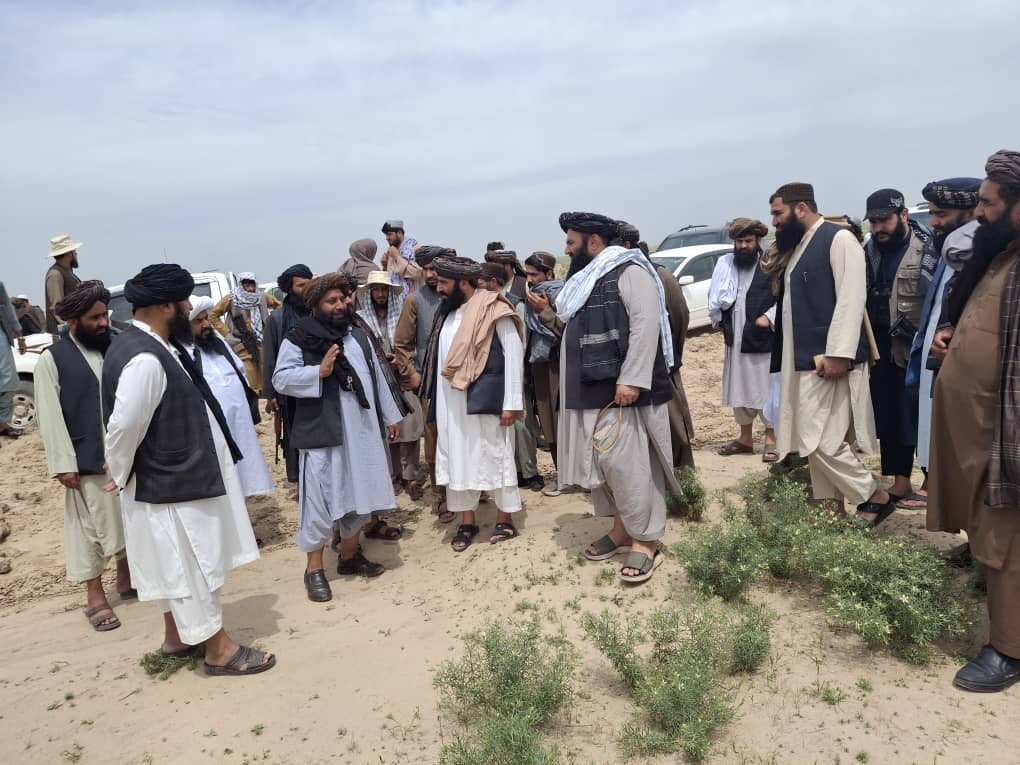 د څړځایونو د سروې او تثبیت په‌پار کندز ته د تخنیکي پلاوي سفر