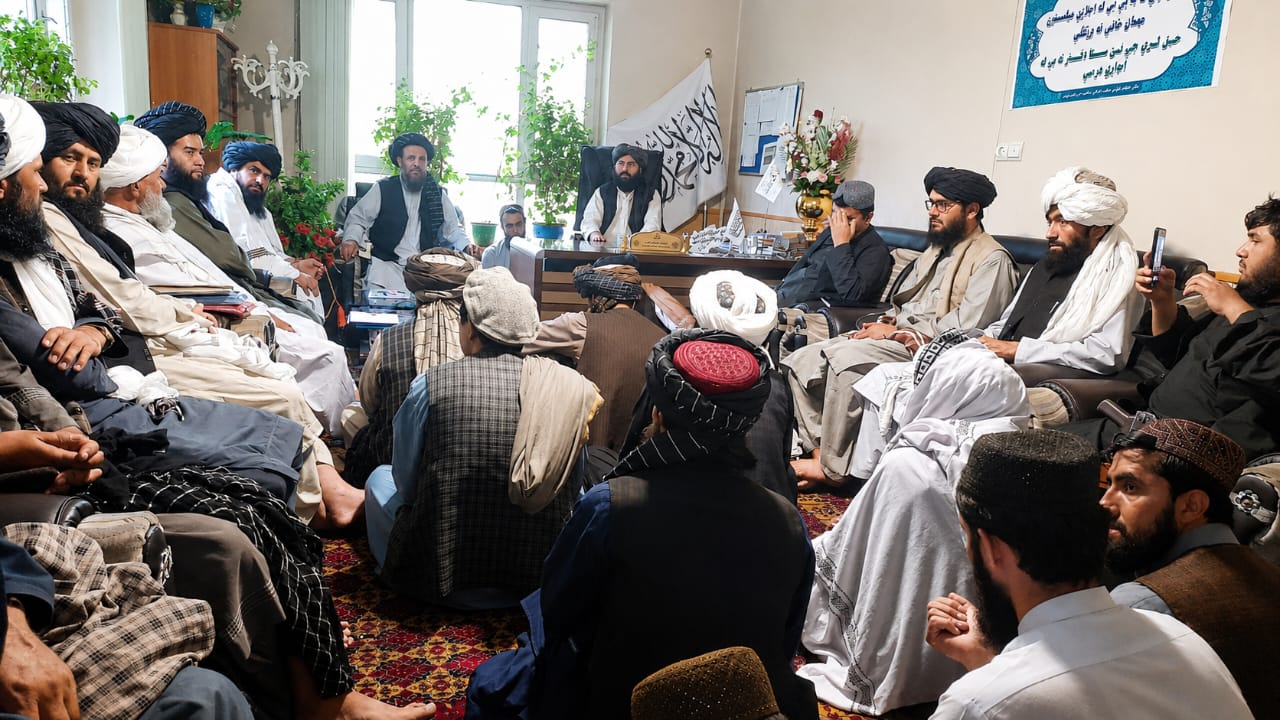 معین مالی و اداری وزارت زراعت امور ریاست زراعت غزنی را بررسی کرد؛ تأکید بر شفافیت اداری، مسئولیت‌پذیری و تقویت تنظیم منظم عشر و زکات