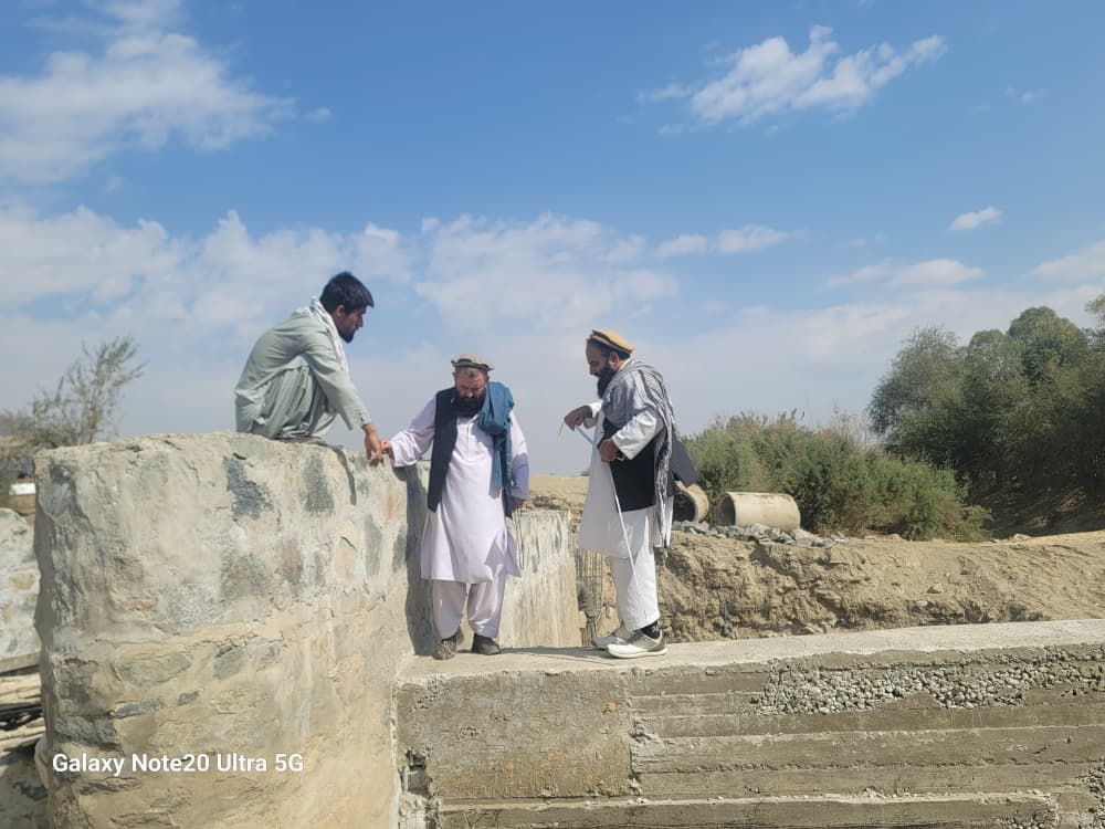 نظارت از روند بازسازی سربند و پاک‌کاری کانال مستان